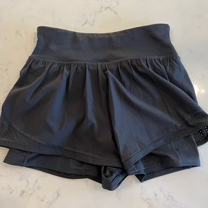 Spanx Get Moving Shorts Small